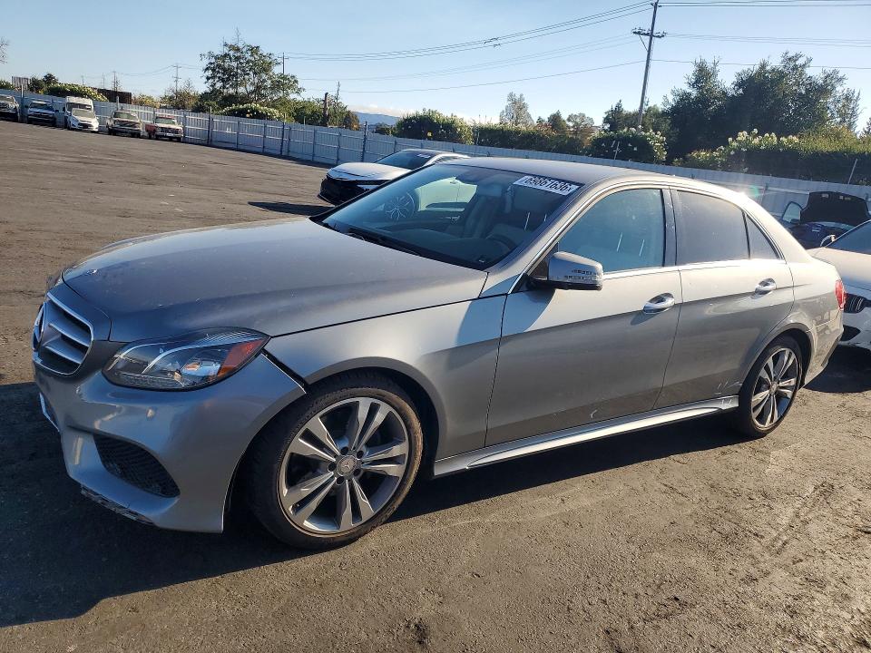2014 Mercedes-benz E მანქანა იყიდება აუქციონზე, vin: WDDHF5KB2EA889386, აუქციონის ნომერი: 69861636