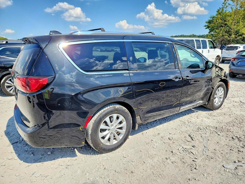 Продажа на аукционе авто 2019 Chrysler Pacifica, vin: 2C4RC1BG9KR704799, номер лота: 67618566