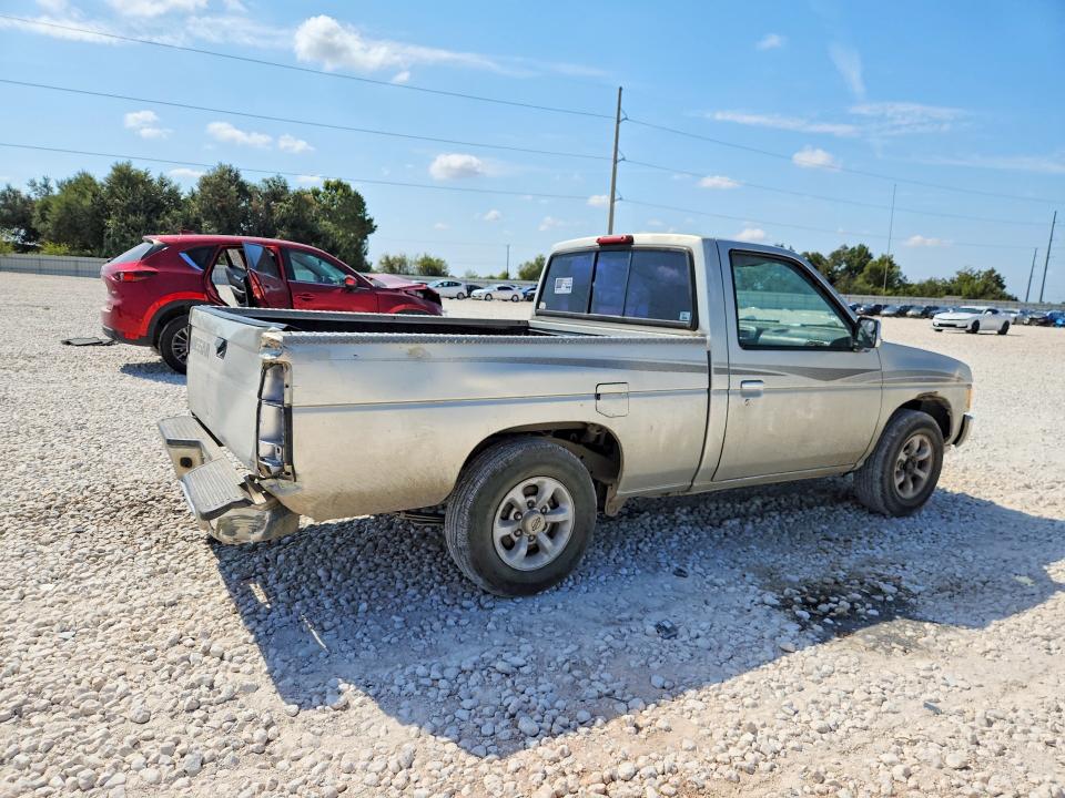70672466 :رقم المزاد ، 1N6SD11S1VC416631 vin ، 1997 Nissan Truck مزاد بيع