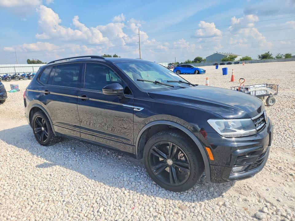 Продаж на аукціоні авто 2019 Volkswagen Tiguan, vin: 3VV3B7AX4KM197428, номер лоту: 70302326