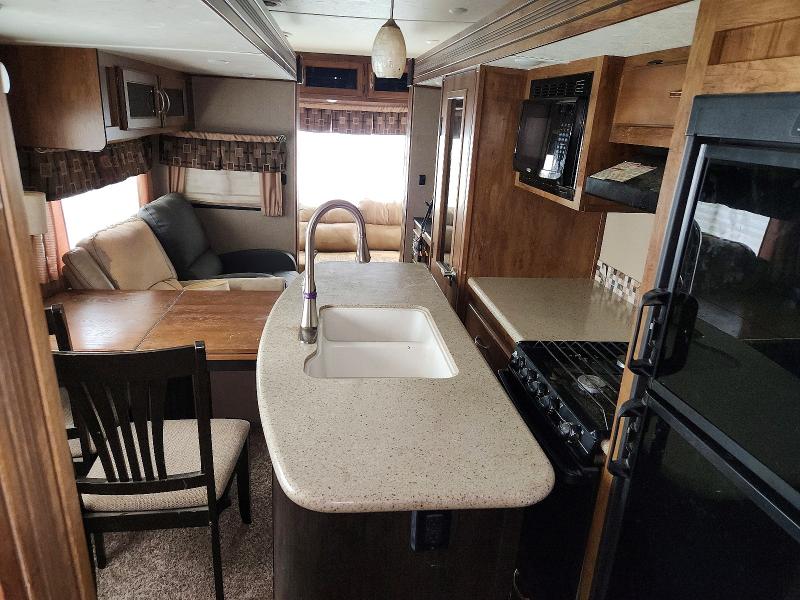 Продаж на аукціоні авто 2016 Foresriver Chaparral Lite, vin: 5ZT3CLVB1GA313691, номер лоту: 66360776