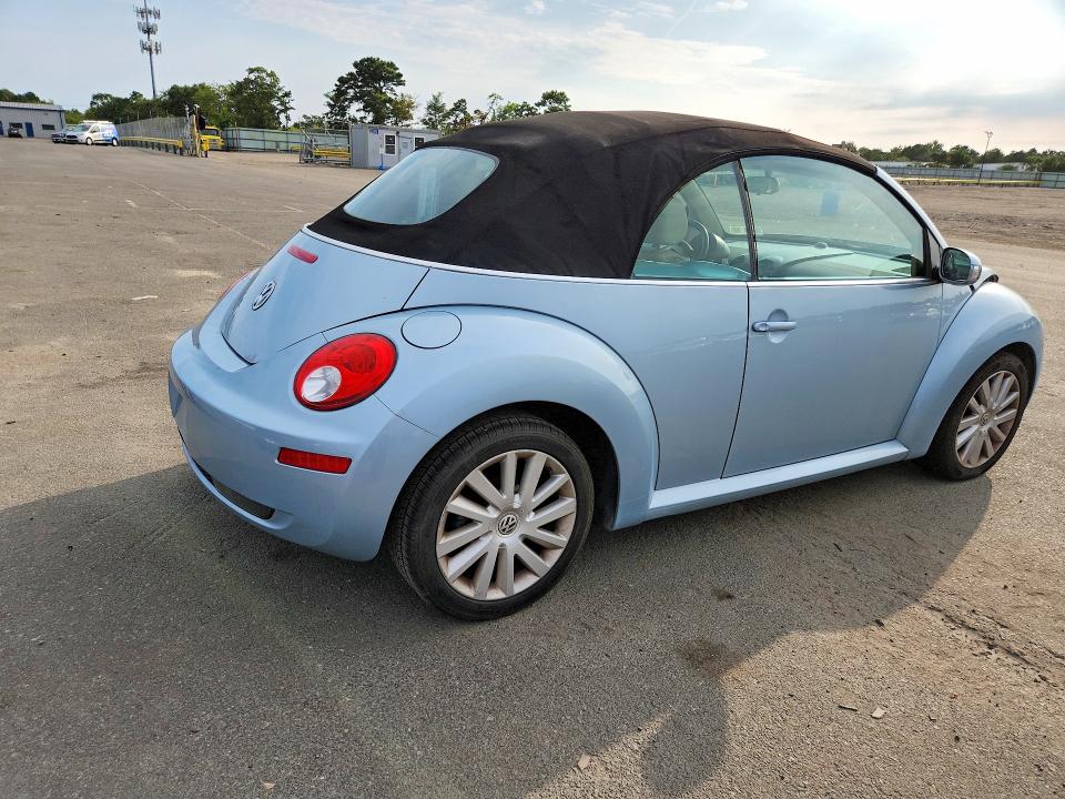 2010 Volkswagen New Beetle მანქანა იყიდება აუქციონზე, vin: 3VWRG3AL8AM002264, აუქციონის ნომერი: 69403346