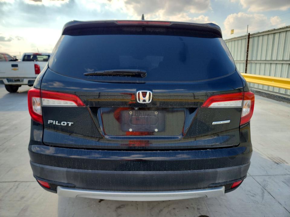 70624596 :رقم المزاد ، 5FNYF5H24MB009814 vin ، 2021 Honda Pilot مزاد بيع