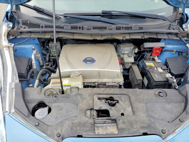 2015 Nissan Leaf მანქანა იყიდება აუქციონზე, vin: 1N4AZ0CP8FC320506, აუქციონის ნომერი: 69983256