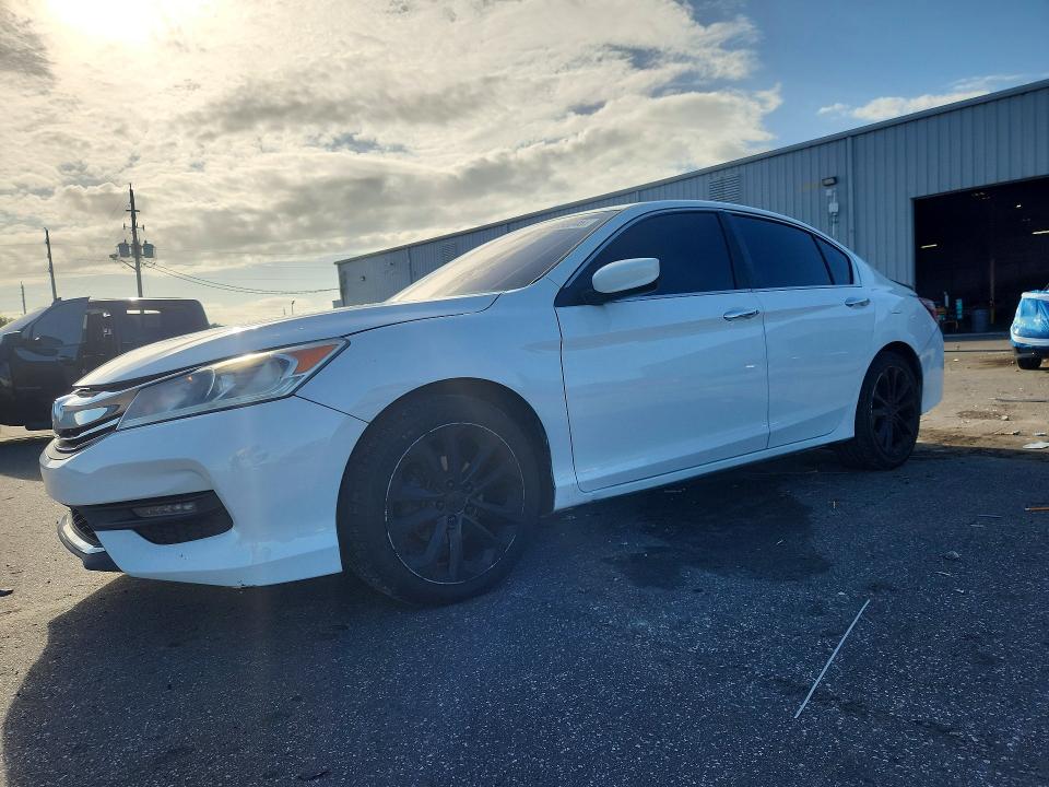 Продаж на аукціоні авто 2016 Honda Accord, vin: 1HGCR2F33GA111342, номер лоту: 69355046