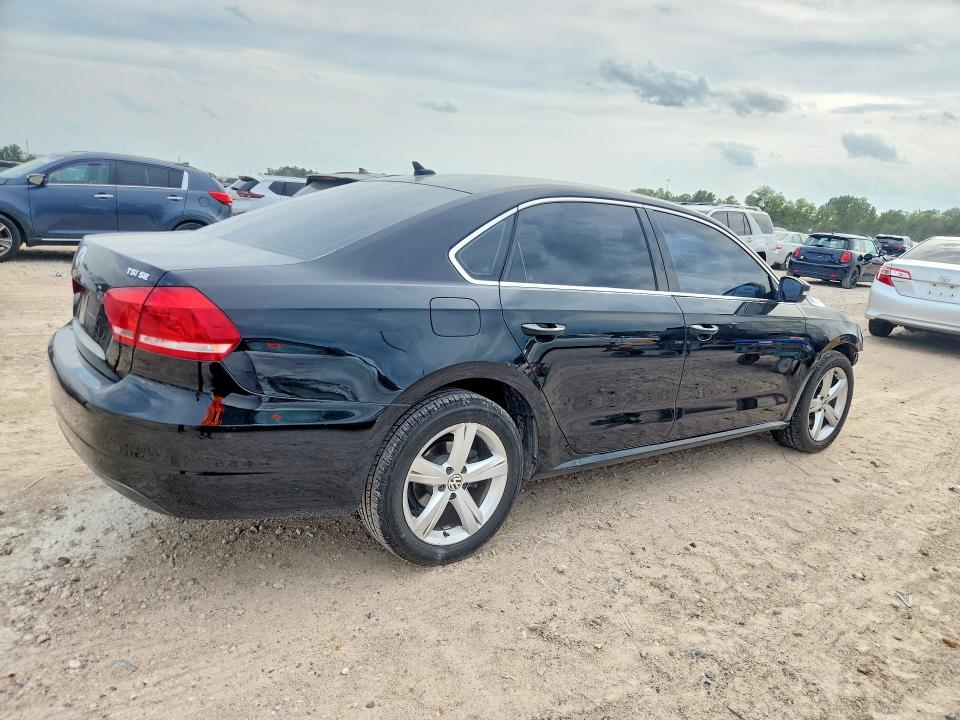 2014 Volkswagen Passat მანქანა იყიდება აუქციონზე, vin: 1VWBS7A3XEC067387, აუქციონის ნომერი: 67334876