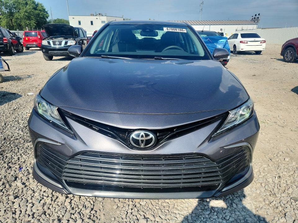 Продажа на аукционе авто 2022 Toyota Camry, vin: 4T1R11AKXNU643462, номер лота: 67008186