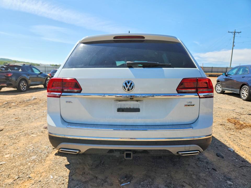 Продаж на аукціоні авто 2018 Volkswagen Atlas, vin: 1V2NR2CA0JC575581, номер лоту: 68130246