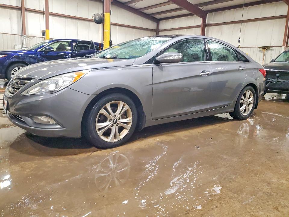 71240856 :رقم المزاد ، 5NPEC4AC4DH633266 vin ، 2013 Hyundai Sonata مزاد بيع
