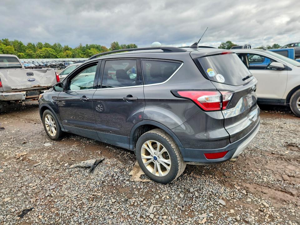 2018 Ford Escape მანქანა იყიდება აუქციონზე, vin: 1FMCU9HD3JUD40441, აუქციონის ნომერი: 70873586