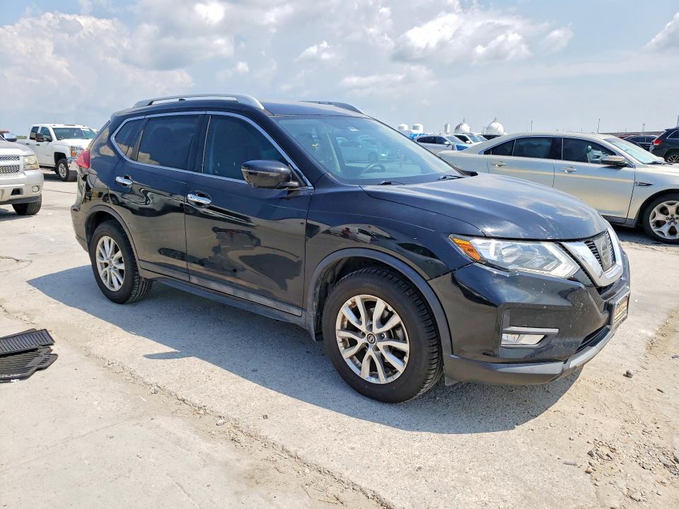 Продажа на аукционе авто 2017 Nissan Rogue, vin: 5N1AT2MT6HC877674, номер лота: 69697946