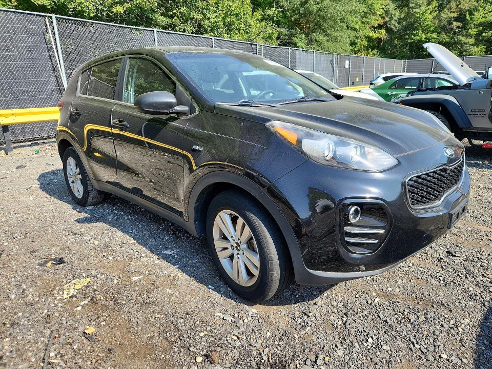 68331816 :رقم المزاد ، KNDPMCAC2H7121337 vin ، 2017 Kia Sportage مزاد بيع