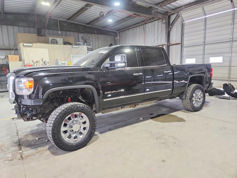69355196 :رقم المزاد ، 1GT12UEY7HF232219 vin ، 2017 Gmc Sierra مزاد بيع