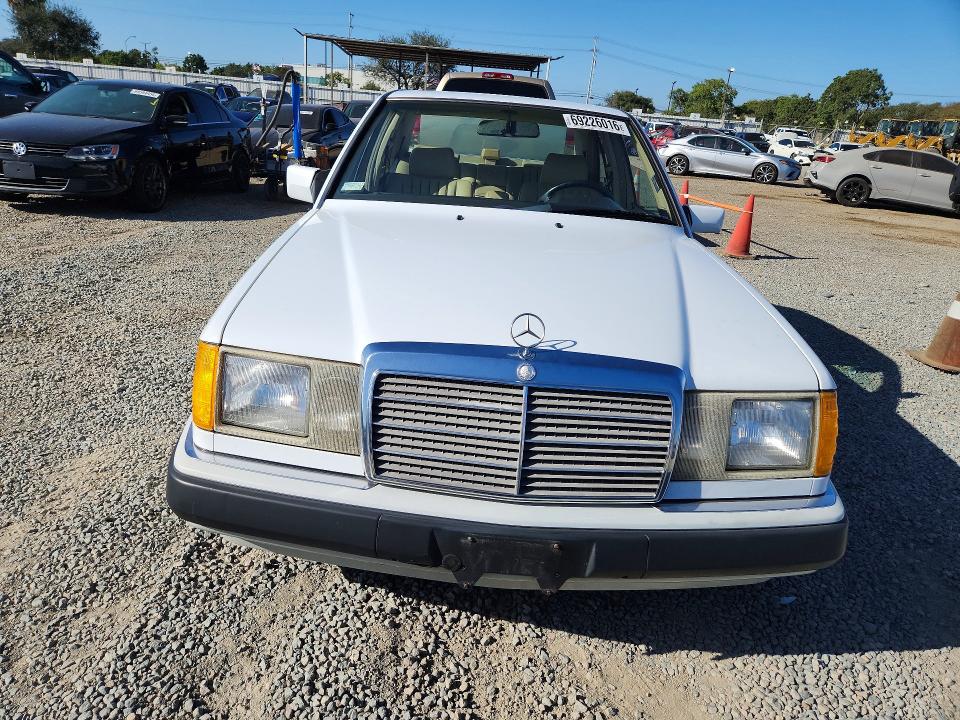 Auction sale of the 1992 Mercedes-benz 300, vin: WDBEA26DXNB561227, lot number: 69226016