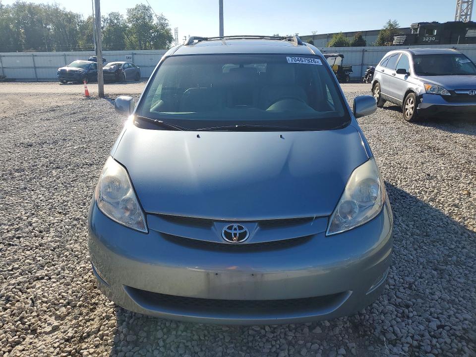 Продаж на аукціоні авто 2010 Toyota Sienna, vin: 5TDYK4CC0AS312697, номер лоту: 70467926