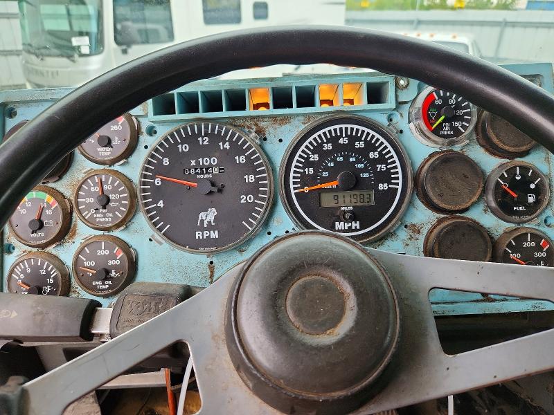 Aukcja sprzedaży 1999 Mack Cl713, vin: 1M2AD09C8XW009117, numer aukcji: 68747486
