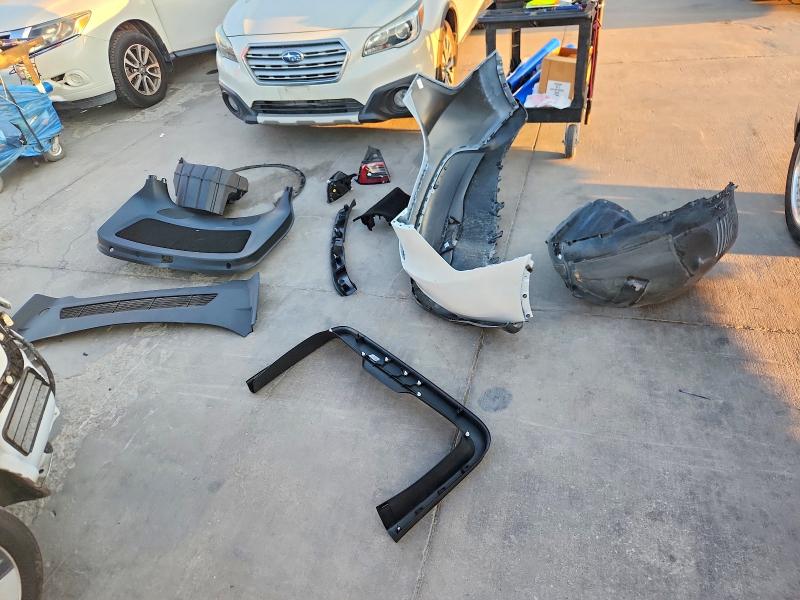 69899426 :رقم المزاد ، 7SAYGDEE4RA264928 vin ، 2024 Tesla Model Y مزاد بيع