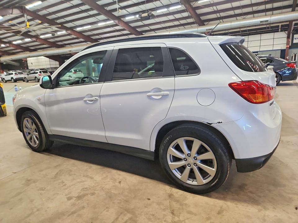 Продаж на аукціоні авто 2015 Mitsubishi Outlander Sport, vin: 4A4AP4AU4FE047772, номер лоту: 69869036