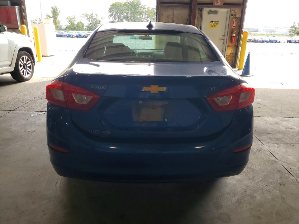 68136416 :رقم المزاد ، 1G1BE5SM2G7297984 vin ، 2016 Chevrolet Cruze مزاد بيع