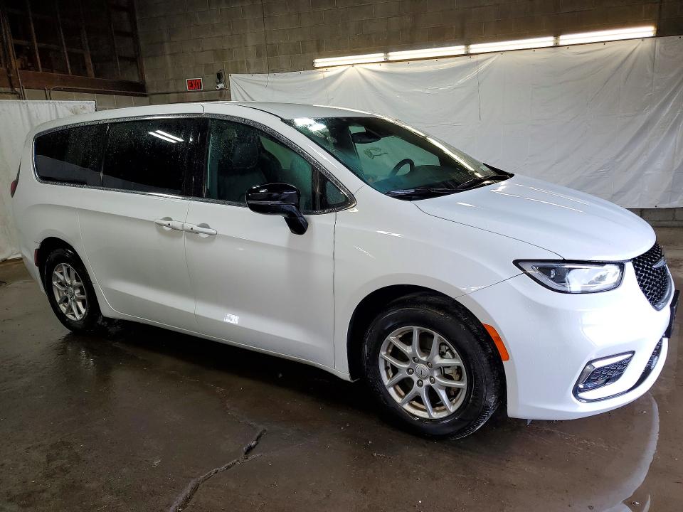 Продажа на аукционе авто 2026 Chrysler Pacifica, vin: 2C4RC1BG6TR272836, номер лота: 71192536