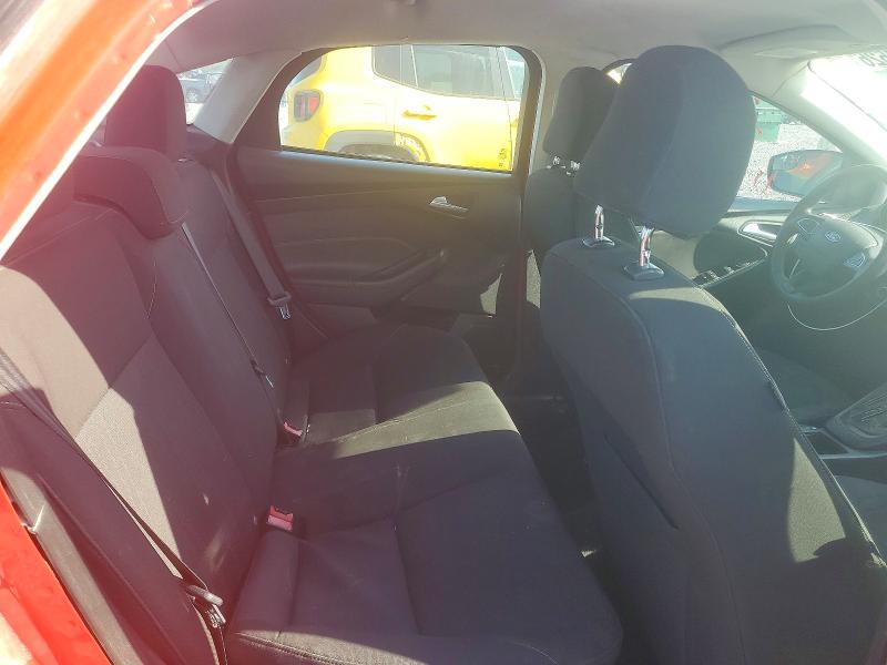 2015 Ford Focus მანქანა იყიდება აუქციონზე, vin: 1FADP3F25FL233649, აუქციონის ნომერი: 67526116