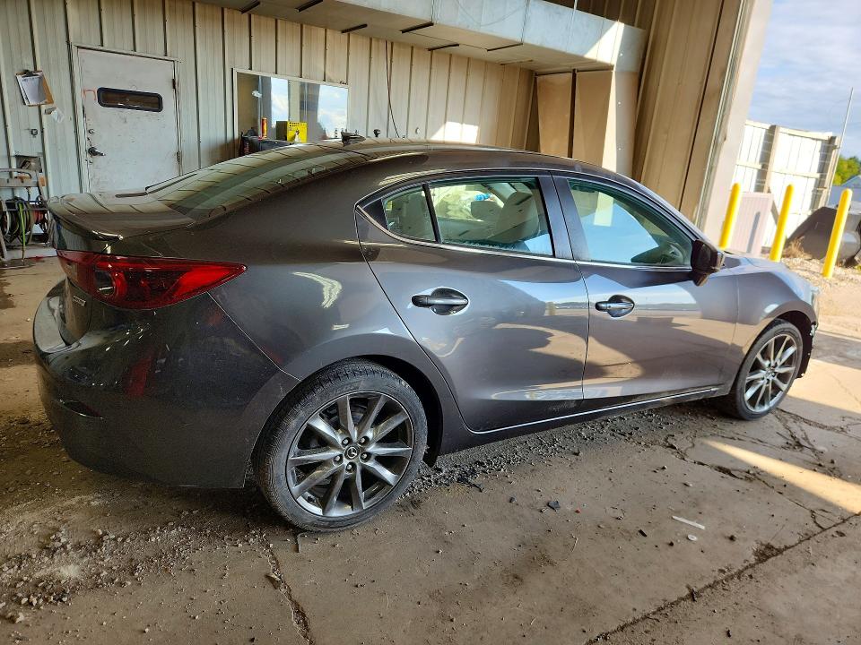 Продаж на аукціоні авто 2018 Mazda 3, vin: 3MZBN1W37JM276592, номер лоту: 70350576