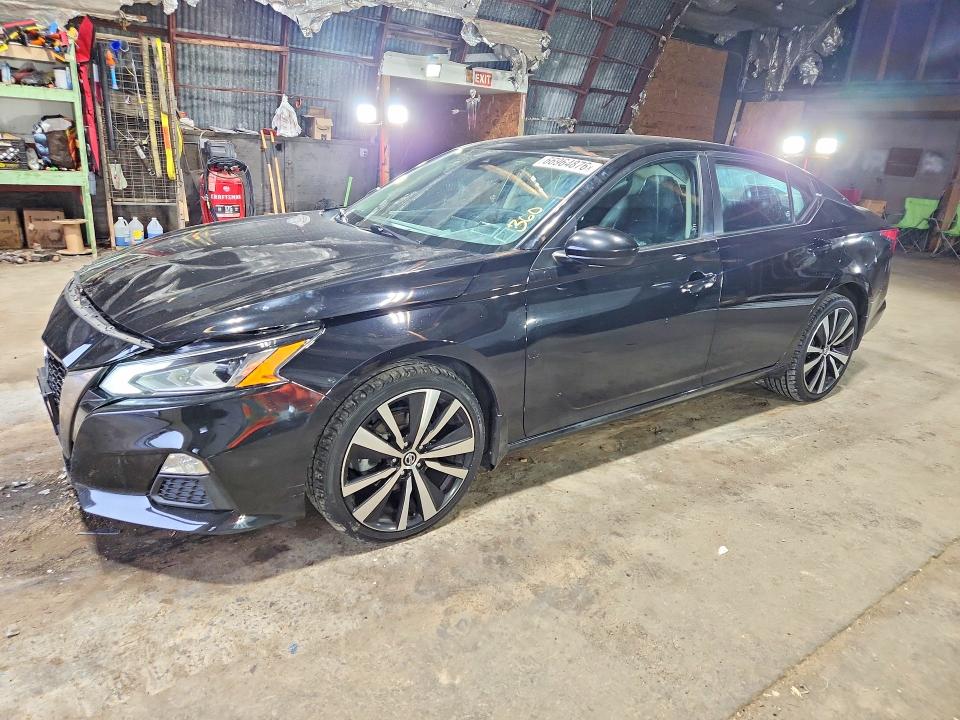 66964876 :رقم المزاد ، 1N4BL4CW2MN378858 vin ، 2021 Nissan Altima مزاد بيع