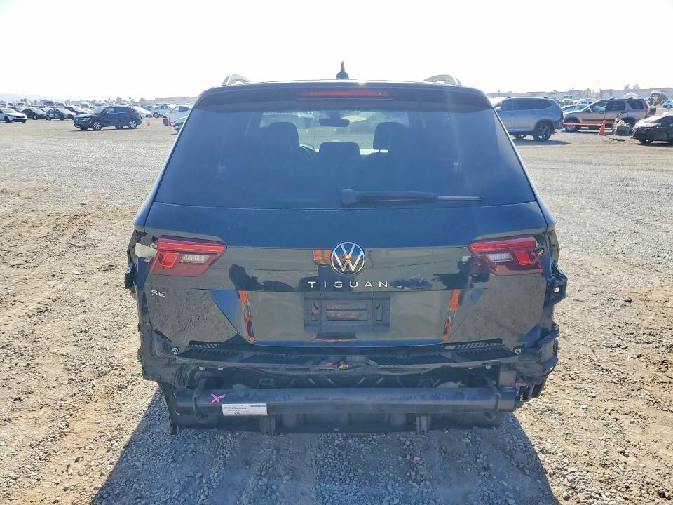 69159726 :رقم المزاد ، 3VVCB7AX5NM097343 vin ، 2022 Volkswagen Tiguan مزاد بيع