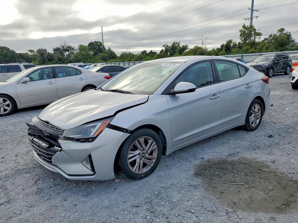 70475736 :رقم المزاد ، KMHD84LFXKU837377 vin ، 2019 Hyundai Elantra مزاد بيع