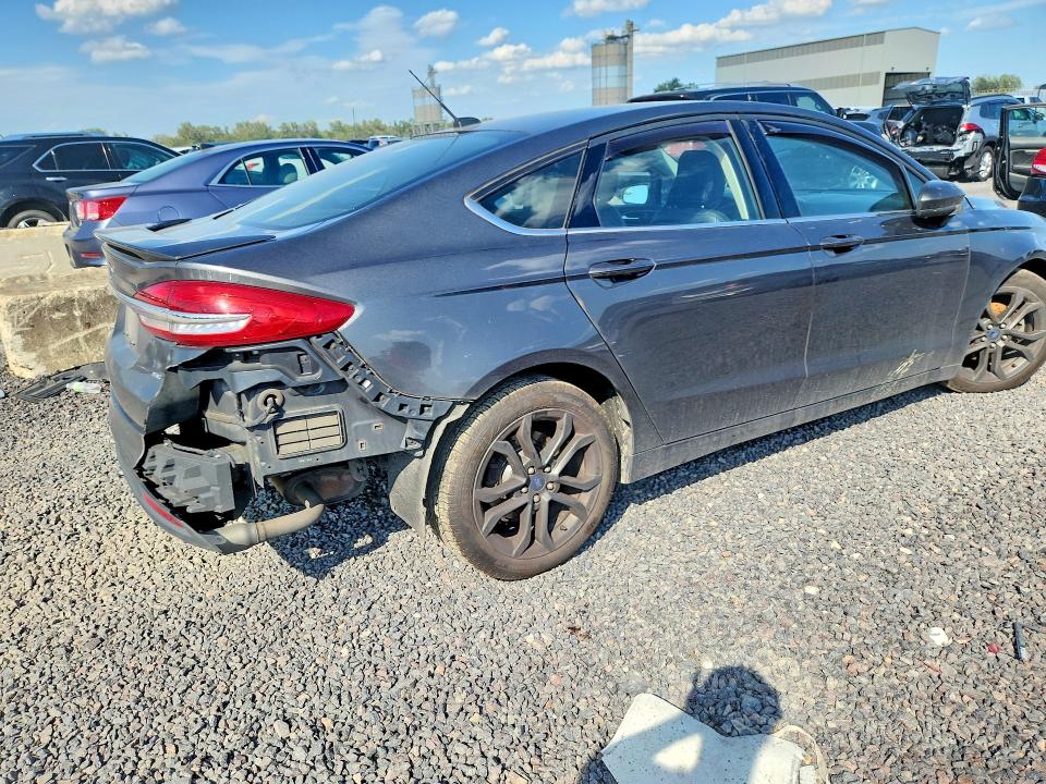 2018 Ford Fusion მანქანა იყიდება აუქციონზე, vin: 3FA6P0H76JR165842, აუქციონის ნომერი: 66862946