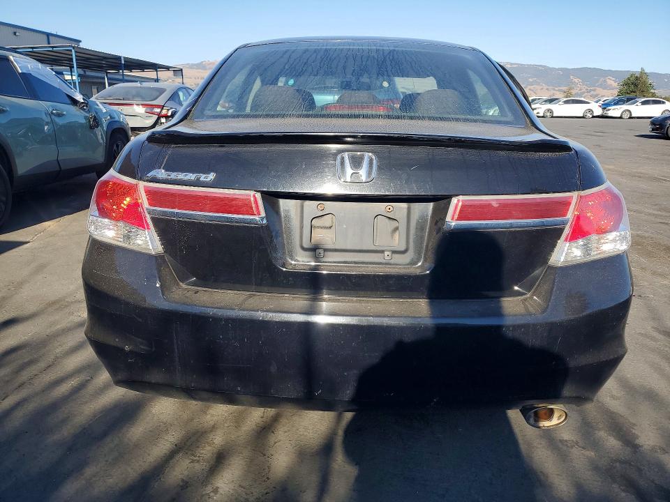 Aukcja sprzedaży 2011 Honda Accord, vin: 1HGCP2F7XBA053327, numer aukcji: 69715676