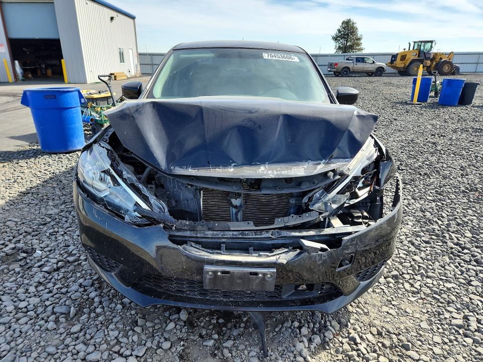 Продаж на аукціоні авто 2018 Nissan Sentra, vin: 3N1AB7AP1JY262218, номер лоту: 70453606