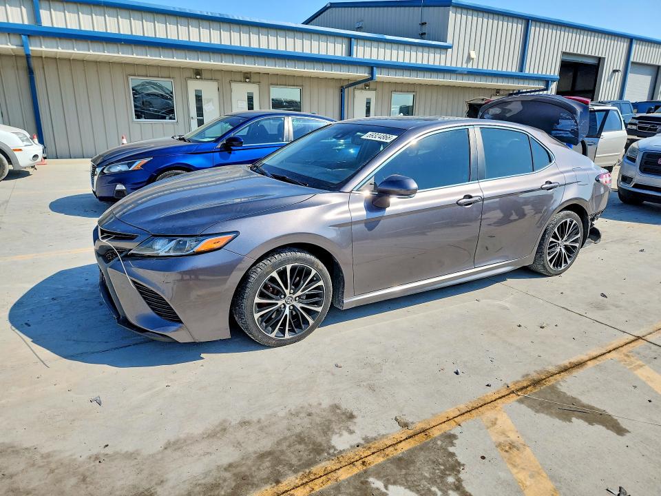 Aukcja sprzedaży 2018 Toyota Camry, vin: 4T1B11HK8JU007513, numer aukcji: 69324866