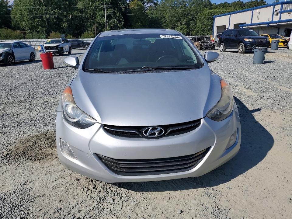 67828206 :رقم المزاد ، 5NPDH4AE9DH189820 vin ، 2013 Hyundai Elantra مزاد بيع