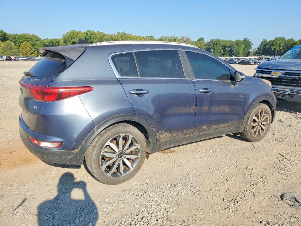 67753886 :رقم المزاد ، KNDPN3AC6H7050902 vin ، 2017 Kia Sportage مزاد بيع