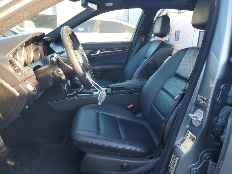 70850526 :رقم المزاد ، WDDGF5HB4CR222448 vin ، 2012 Mercedes-benz C مزاد بيع