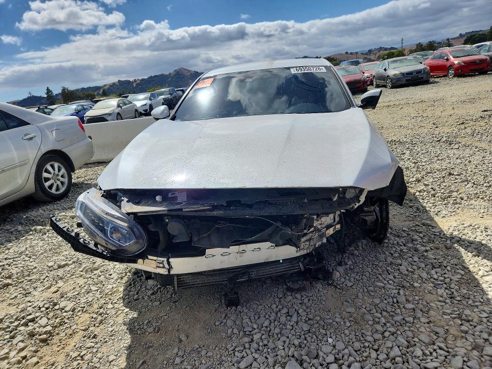 2018 Honda Accord მანქანა იყიდება აუქციონზე, vin: 1HGCV1F32JA266025, აუქციონის ნომერი: 69350726