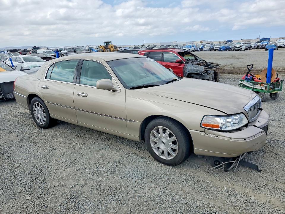 Aukcja sprzedaży 2009 Lincoln Town Car, vin: 2LNHM82V89X628798, numer aukcji: 68709786