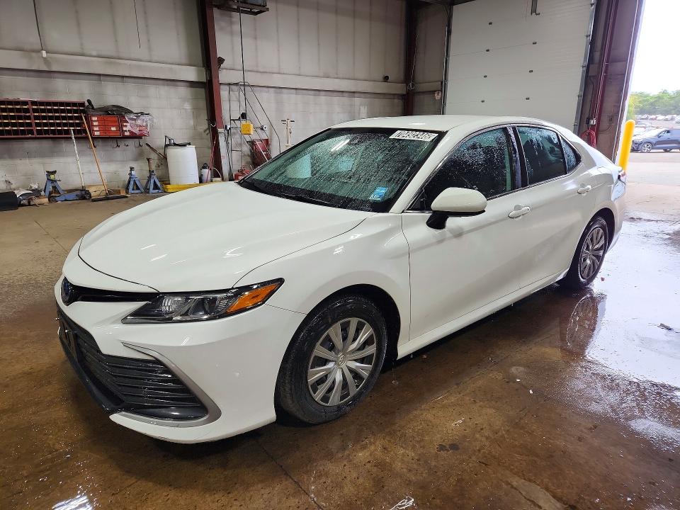 2022 Toyota Camry მანქანა იყიდება აუქციონზე, vin: 4T1C31AK6NU587505, აუქციონის ნომერი: 70492346