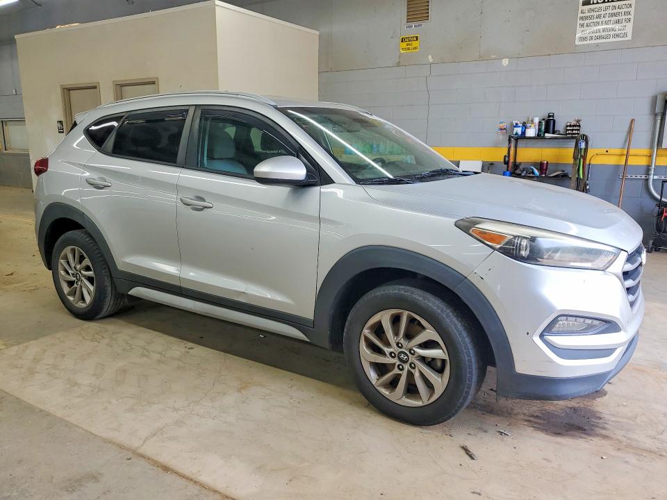 Aukcja sprzedaży 2018 Hyundai Tucson, vin: KM8J3CA44JU643150, numer aukcji: 70186036
