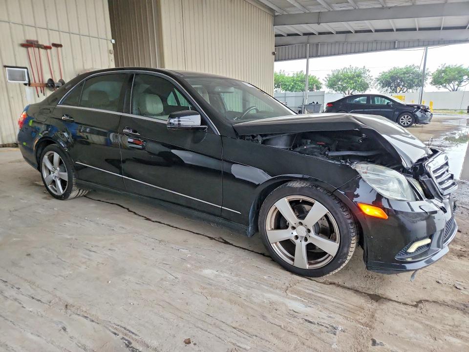 2011 Mercedes-benz E მანქანა იყიდება აუქციონზე, vin: WDDHF5GB2BA290735, აუქციონის ნომერი: 69693606