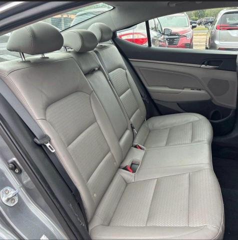 69928236 :رقم المزاد ، KMHD84LF4HU061935 vin ، 2017 Hyundai Elantra مزاد بيع