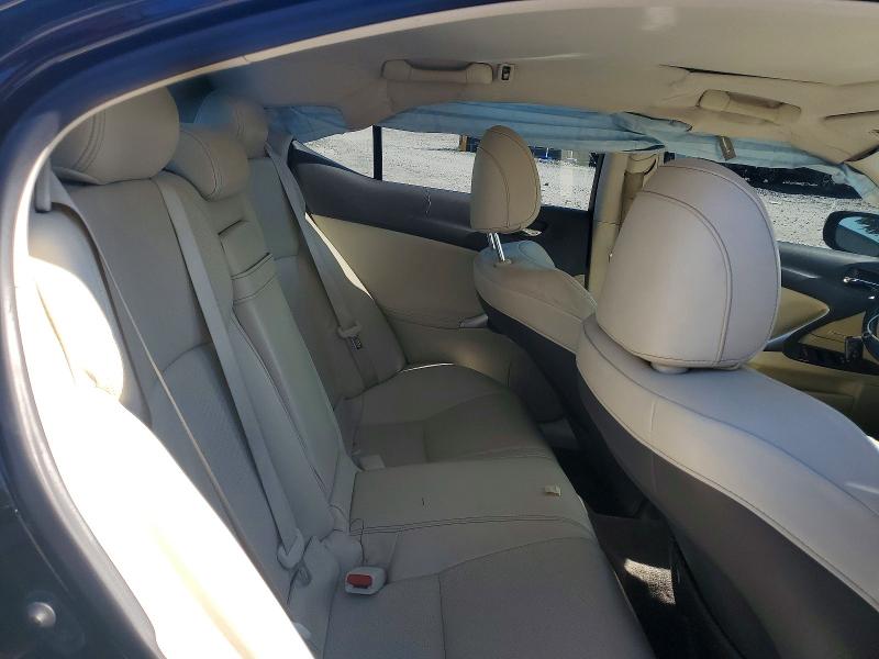68198096 :رقم المزاد ، JTHCF5C27B5051943 vin ، 2011 Lexus Is مزاد بيع