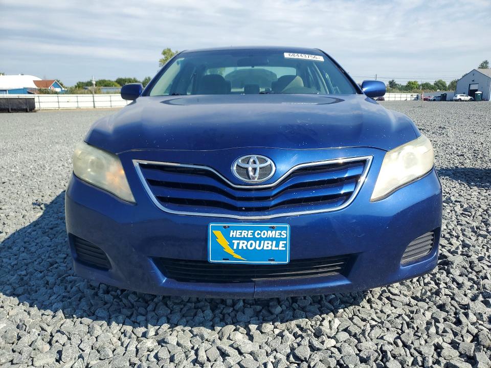 2011 Toyota Camry მანქანა იყიდება აუქციონზე, vin: 4T1BF3EK7BU728814, აუქციონის ნომერი: 68443756