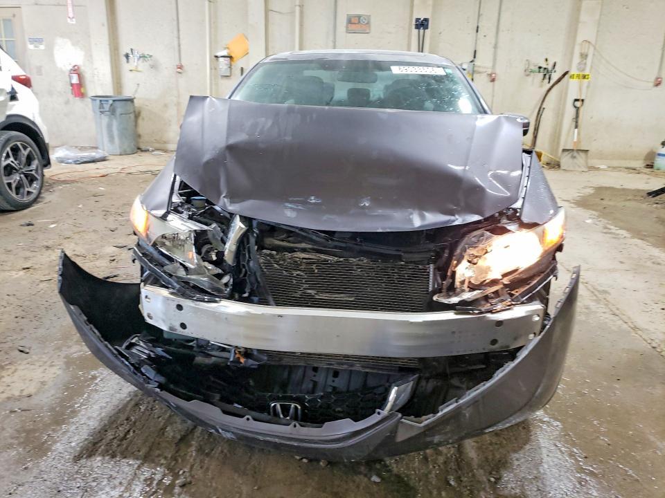 69033506 :رقم المزاد ، 19XFB2F80FE011710 vin ، 2015 Honda Civic مزاد بيع