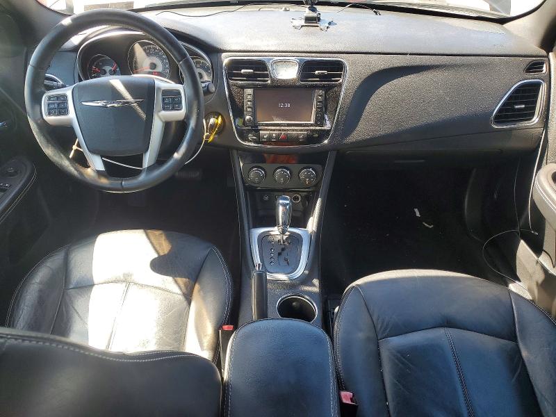 70425696 :رقم المزاد ، 1C3CCBCG2CN308825 vin ، 2012 Chrysler 200 مزاد بيع