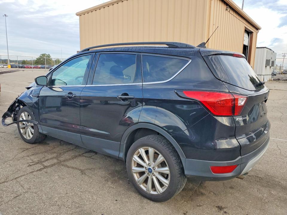 Продажа на аукционе авто 2019 Ford Escape, vin: 1FMCU9HD2KUA48927, номер лота: 70705616