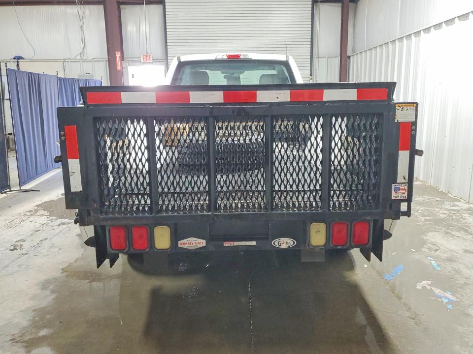 68874096 :رقم المزاد ، 1FTMF1CB8JKD24256 vin ، 2018 Ford F150 مزاد بيع