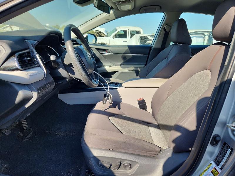 2019 Toyota Camry მანქანა იყიდება აუქციონზე, vin: 4T1B11HK2KU821156, აუქციონის ნომერი: 69996476