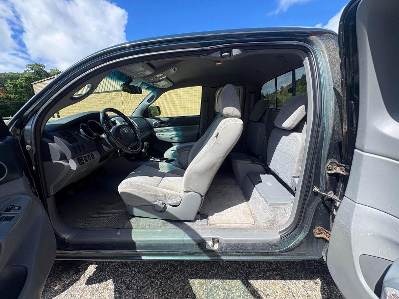 68367976 :رقم المزاد ، 5TFPX4EN4BX002060 vin ، 2011 Toyota Tacoma مزاد بيع